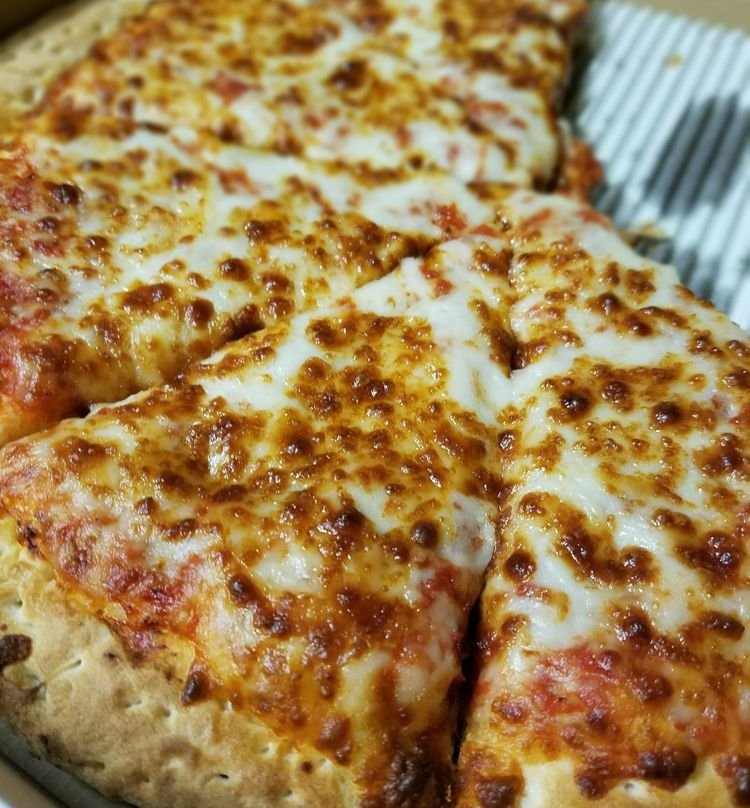 Giant Pizza Antelope