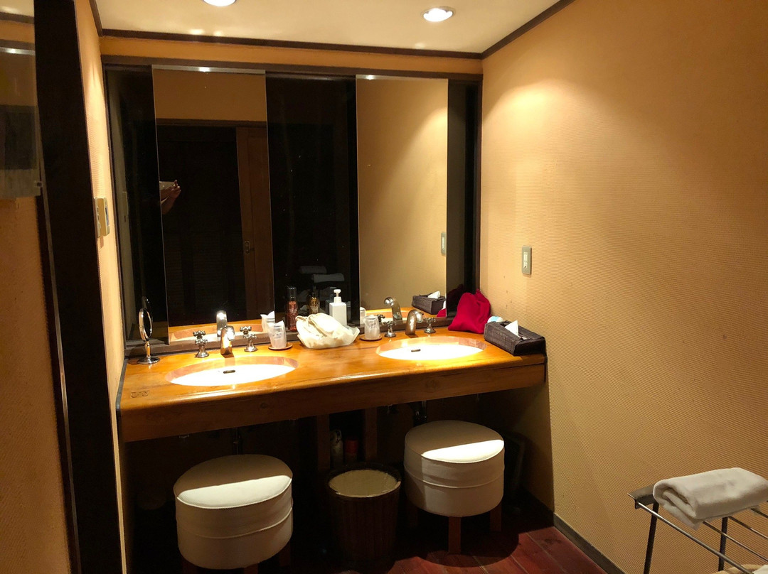 Ishiyama Rikyu Gosoku no Kutsu主图