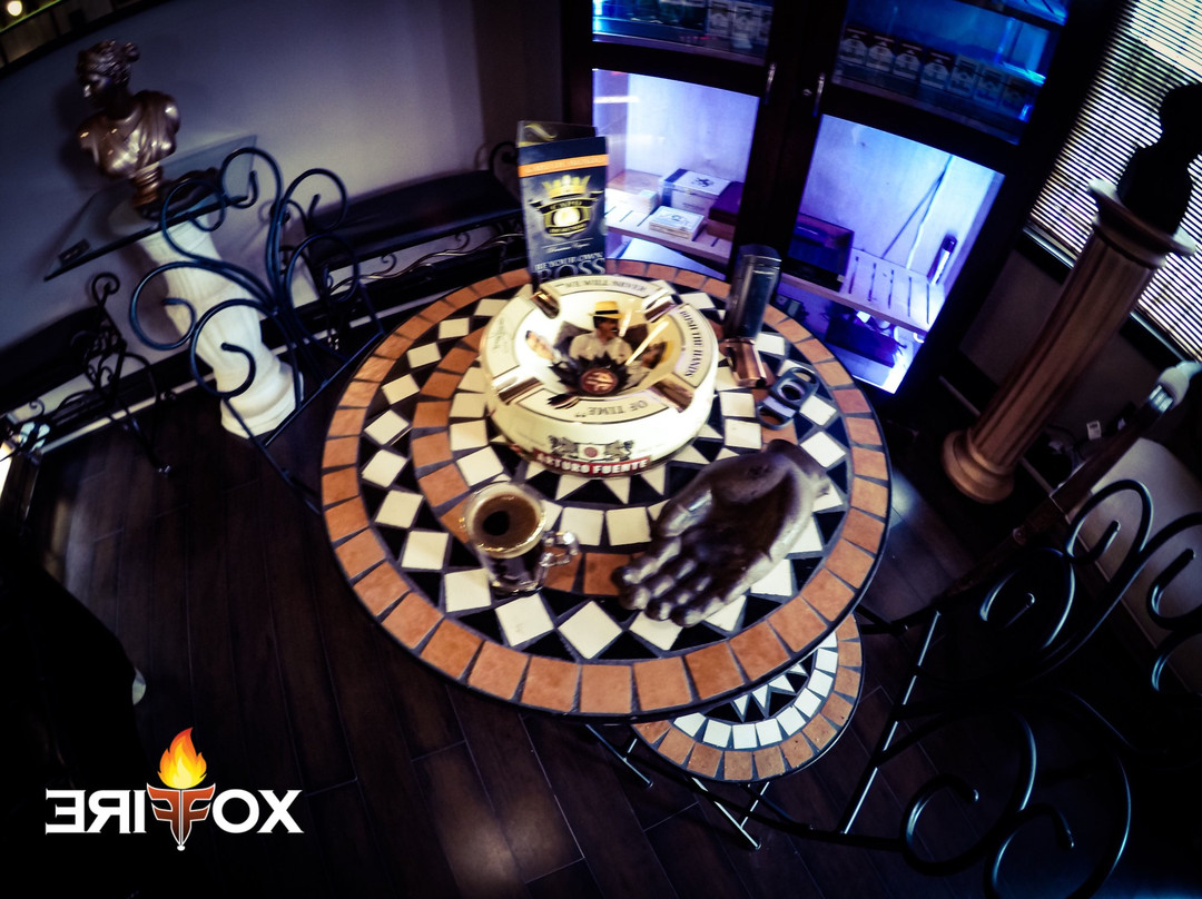 Canfield旅游景点-Fire Fox Cafe