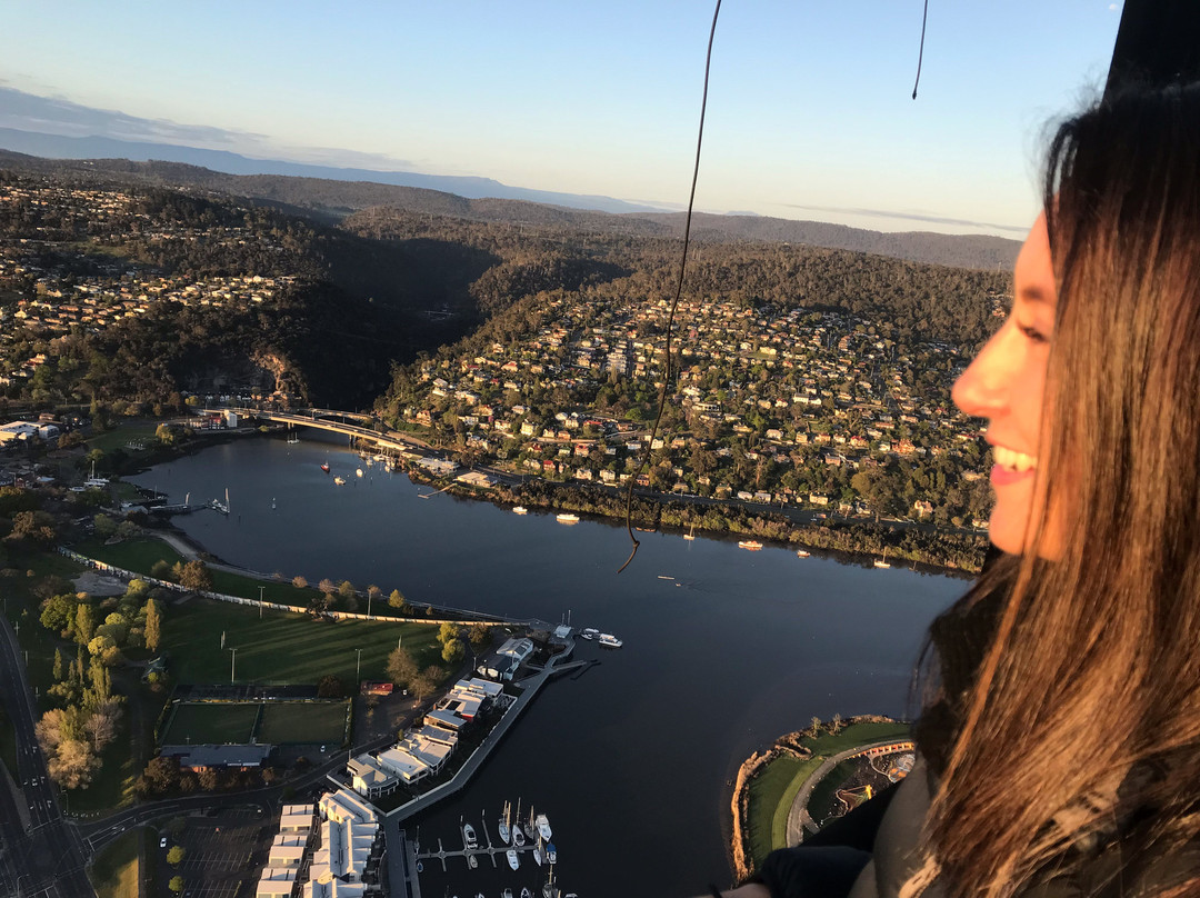 Hot Air Balloon Tasmania景点图片