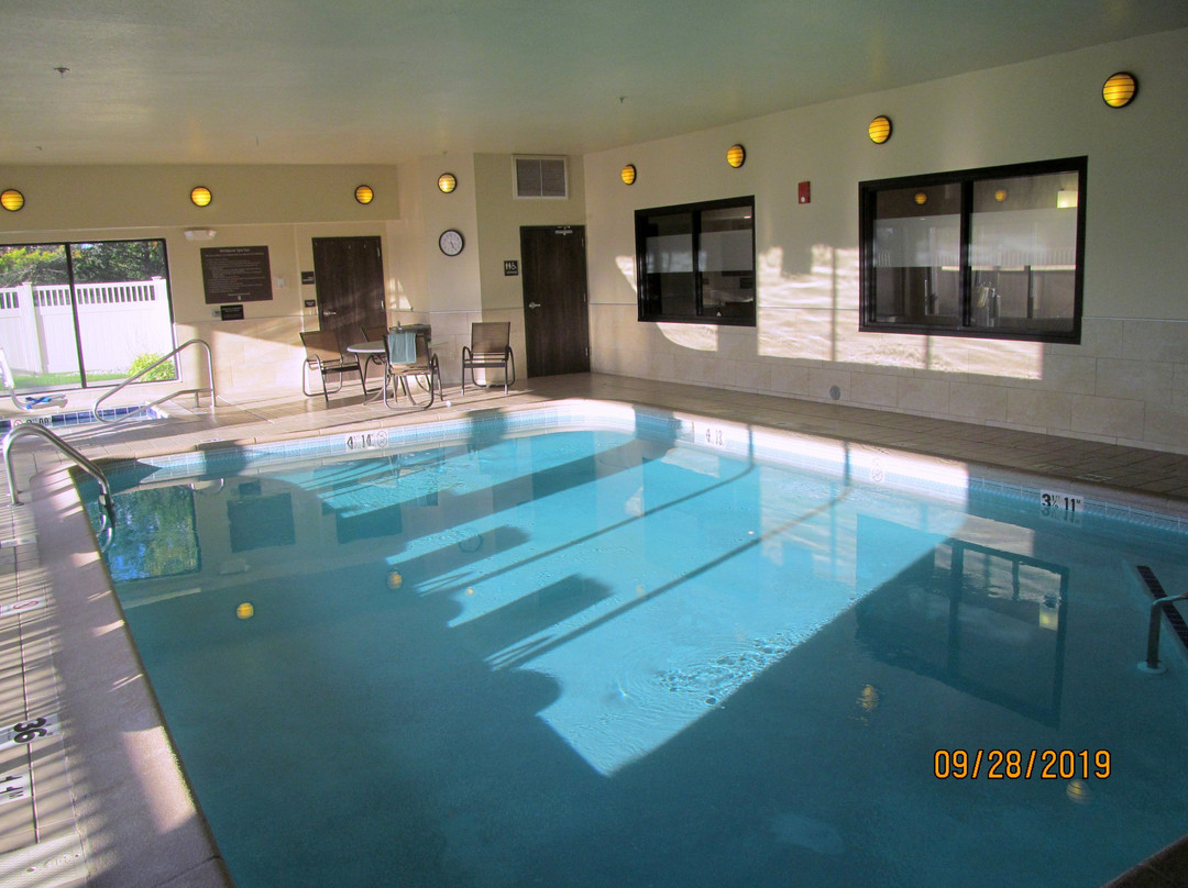 Hampton Inn Mt. Pleasant主图