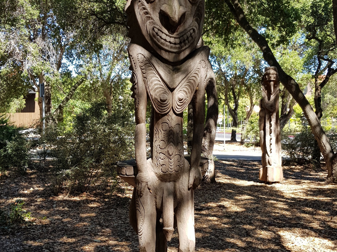 巴布亚·新几内亚雕塑公园-斯坦福必去景点