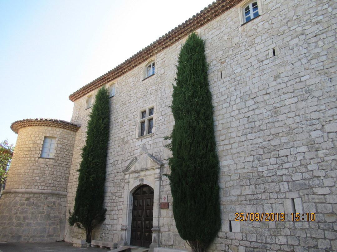 Gourdon Castle景点图片