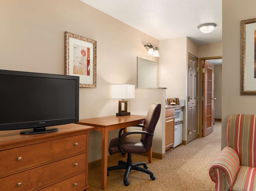 西卡摩尔卡尔森江山旅馆&套房酒店主图