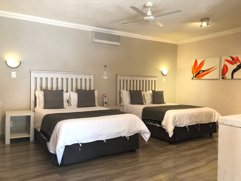 伍德兰斯雾观旅馆主图