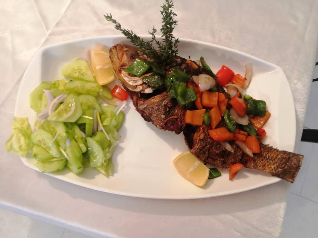 Pearl Restaurant Bar & Grill