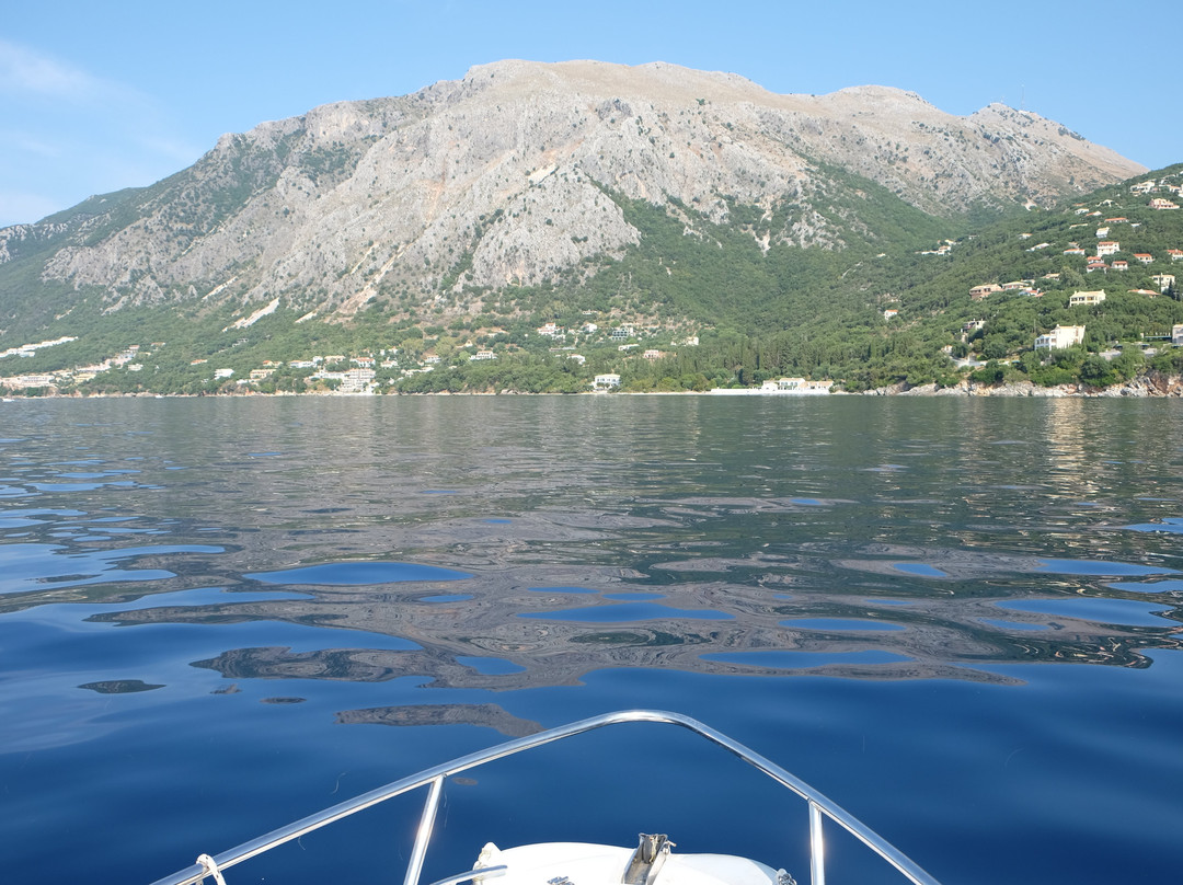 The White House Boat Hire-Kalami必去景点