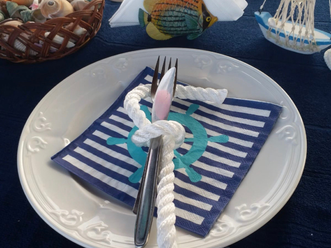 Happy Sea Yacht Tours景点图片