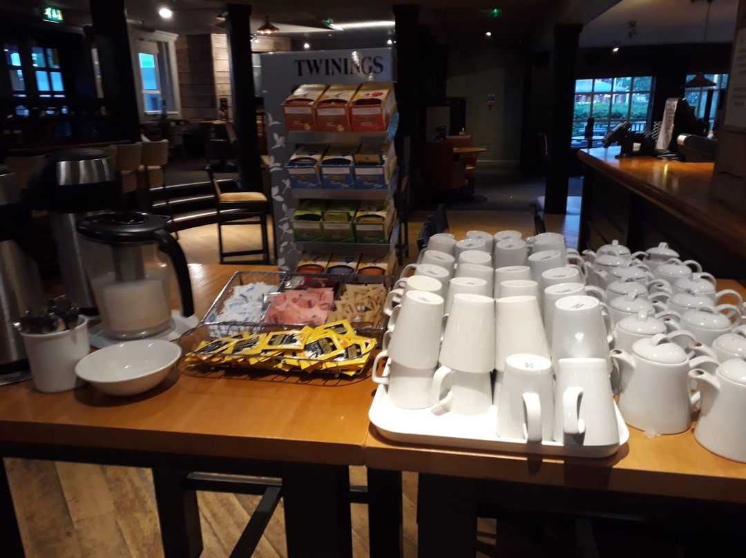 Premier Inn Doncaster (Lakeside) Hotel主图