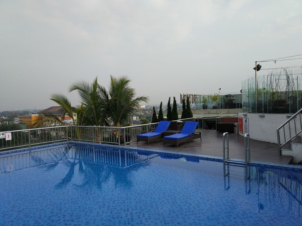 Platinum Adisucipto Hotel & Conference Center主图