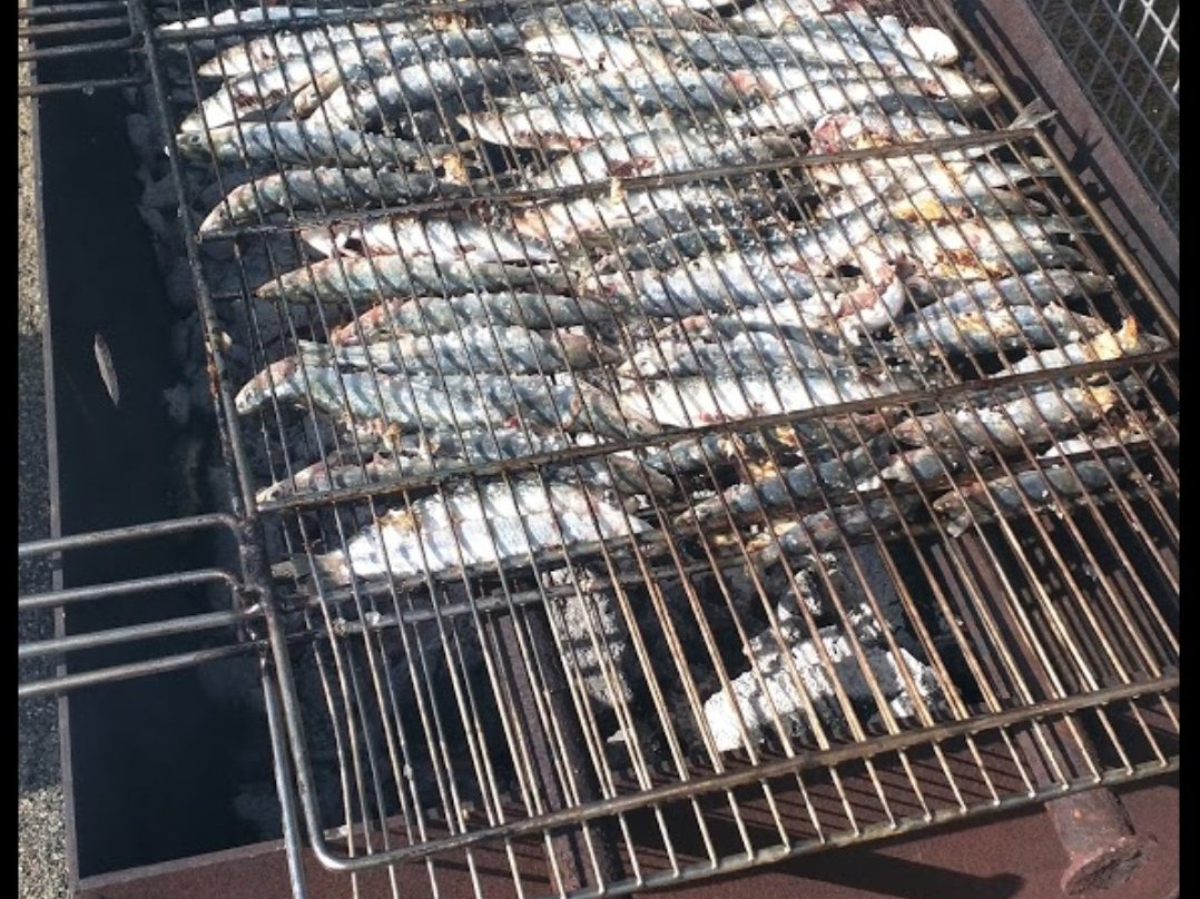 Les sardinades du port de Caneta景点图片