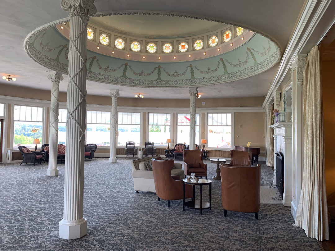 华盛顿山奥姆尼渡假酒店主图