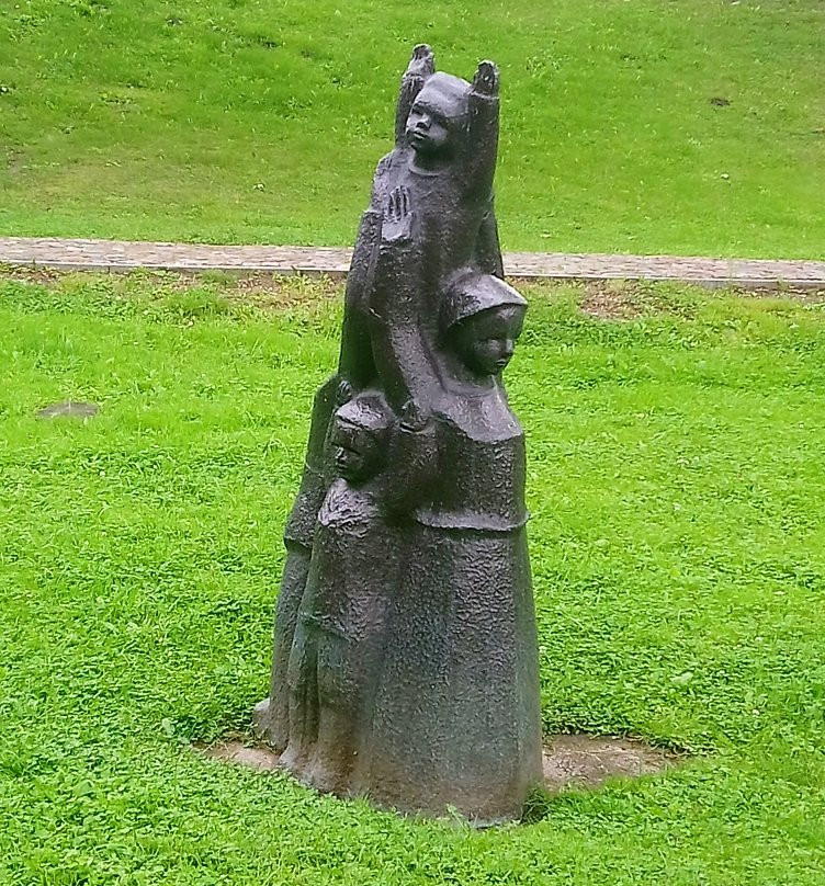 Kuldiga Town Garden & Sculpture Park景点图片