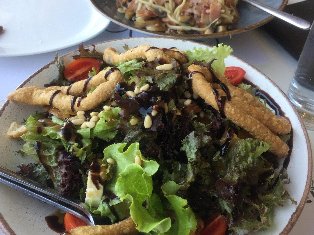 埃利卡温泉酒店主图