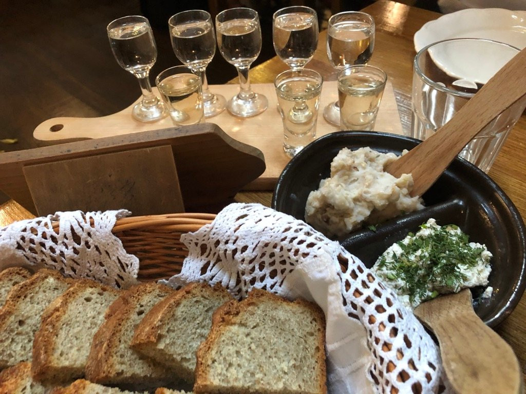 Eat Polska Krakow Food & Vodka Tours-克拉科夫必去景点