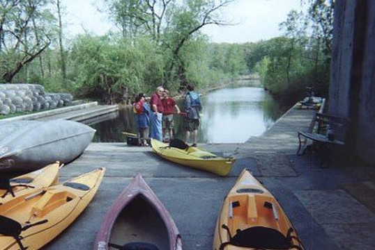 Heavner Canoe & Kayak Rental-Milford必去景点