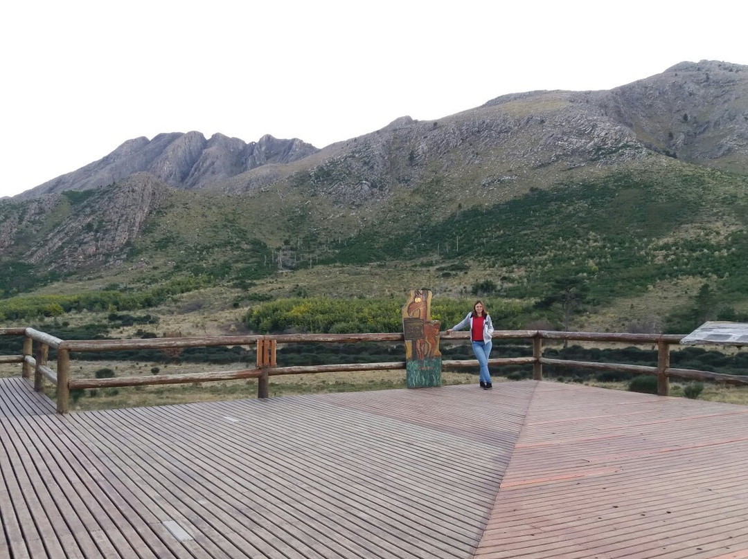 Punto Panoramico Del Mirador Del Cerro Ventana-本塔纳山脉必去景点