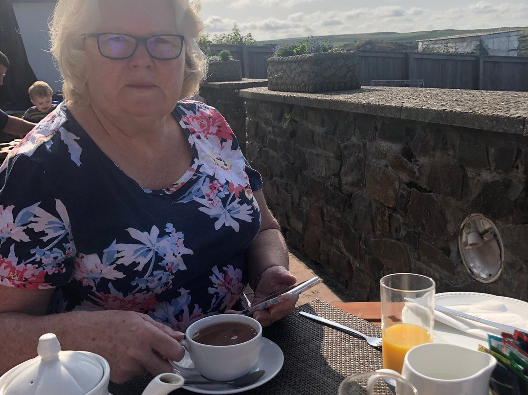 The Royal George主图