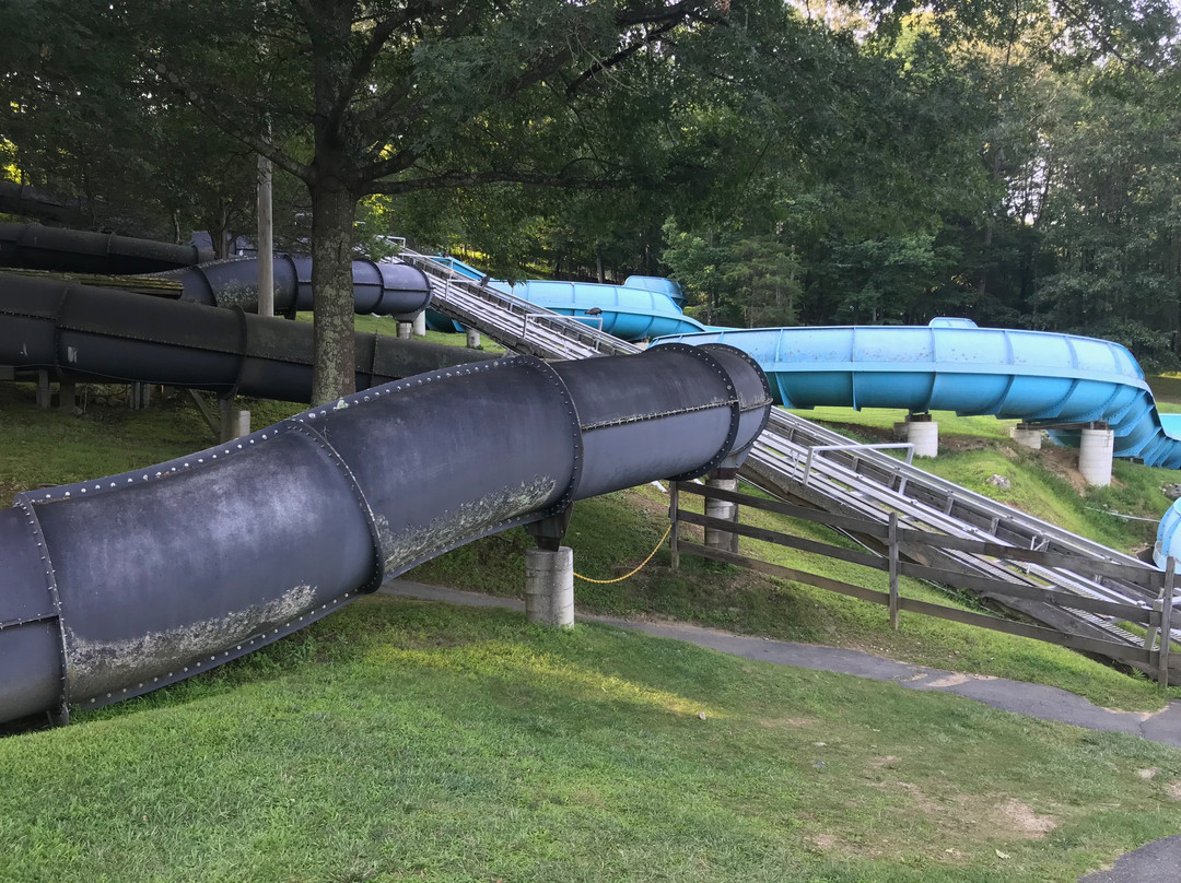 Tomahawk Lake Water Park景点图片
