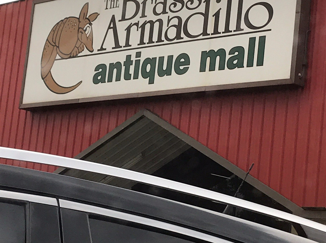 Brass Armadillo Antique Mall-Wheat Ridge必去景点