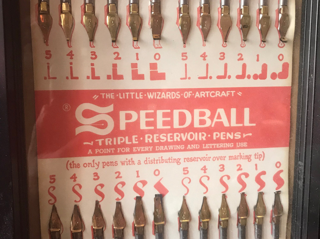 Visker & Scrivener's - Quills, Books & Oddities-盖维斯顿必去景点