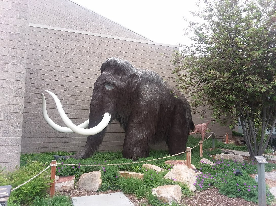 Utah Field House of Natural History State Park景点图片