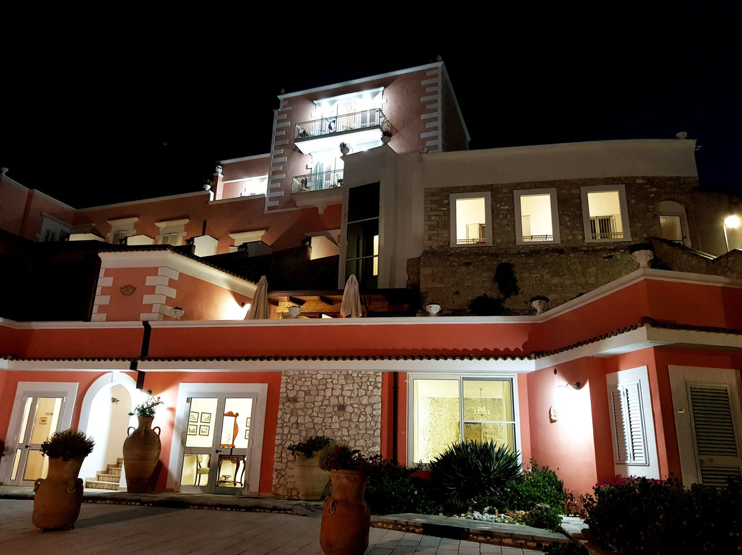 卡斯特里诺二世酒店主图