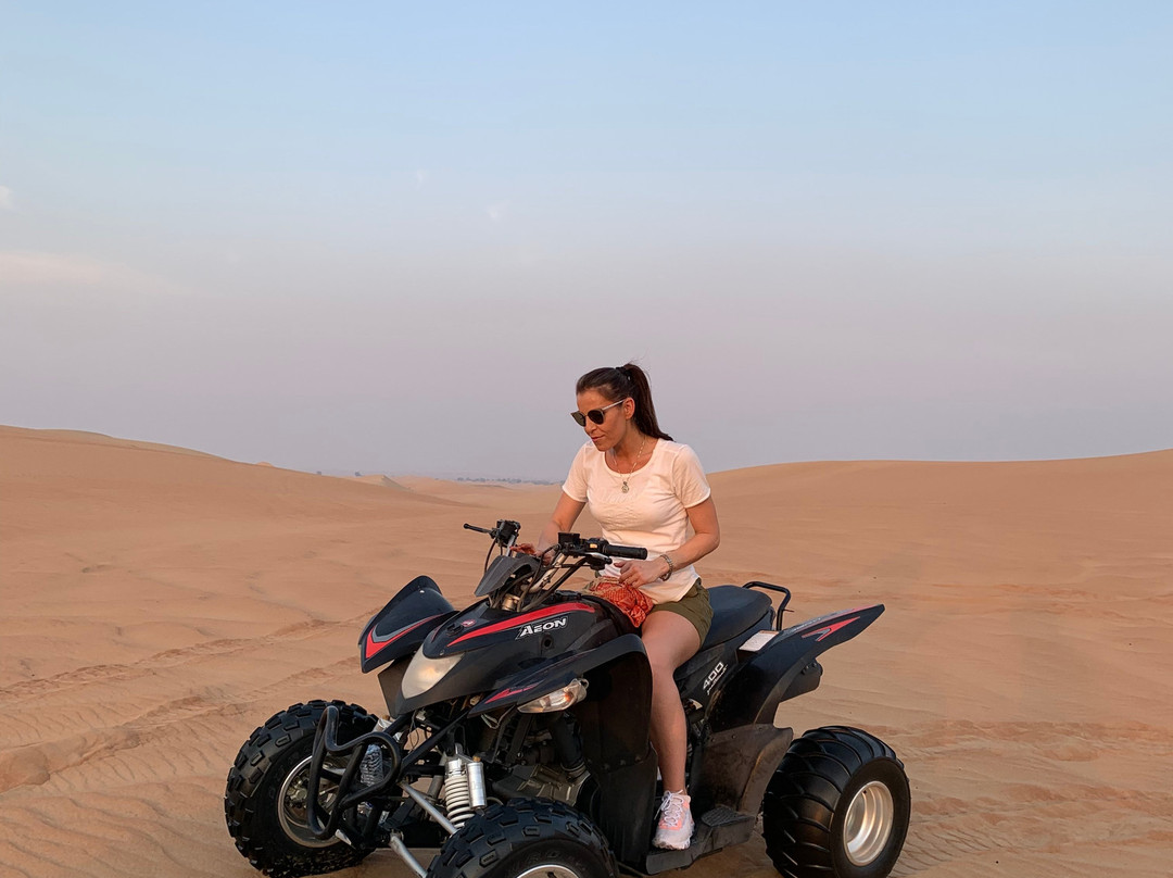 Big Red Quad Bike Rental-迪拜必去景点