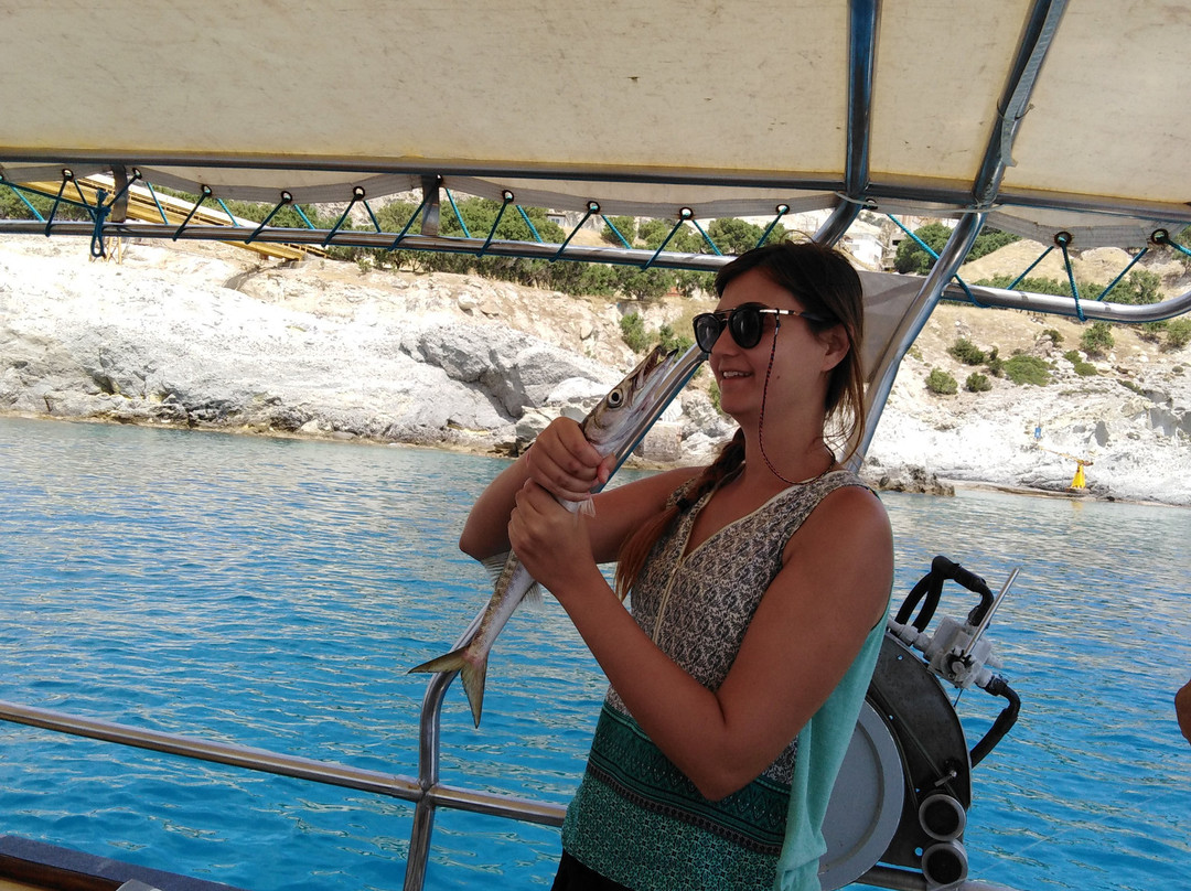 Milos Fishing Trip-Adamas必去景点