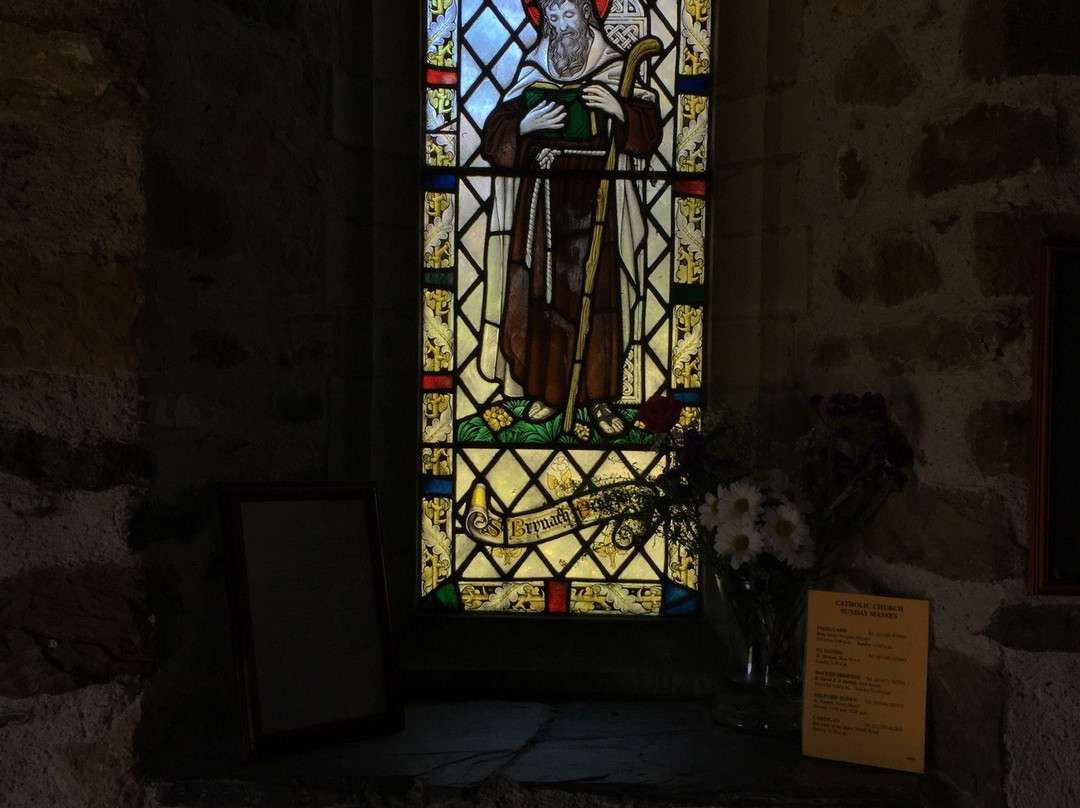 St Non's Chapel and Holy Well-St. Davids必去景点