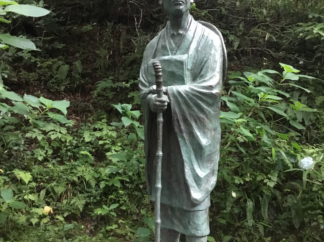Matsuo Basho Statue-平泉町必去景点