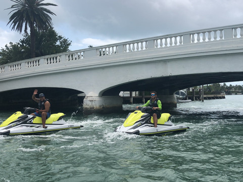 Jet Ski Tours of Miami-迈阿密海滩必去景点