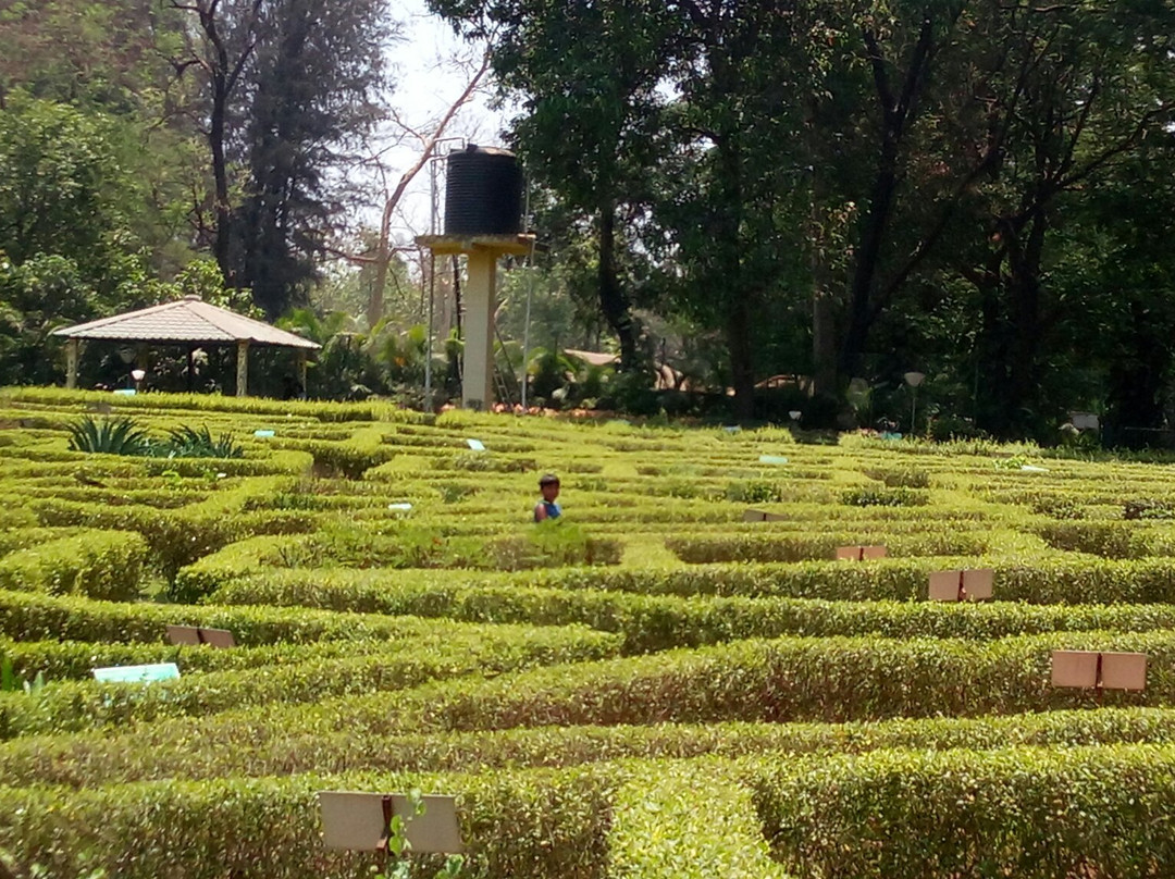 Nakshatra Garden-锡尔瓦萨必去景点