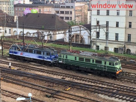 卡托维茨普乐斯Q酒店-浴室