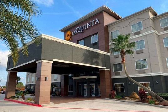 休斯顿钱诺夫拉昆塔温德姆套房酒店主图