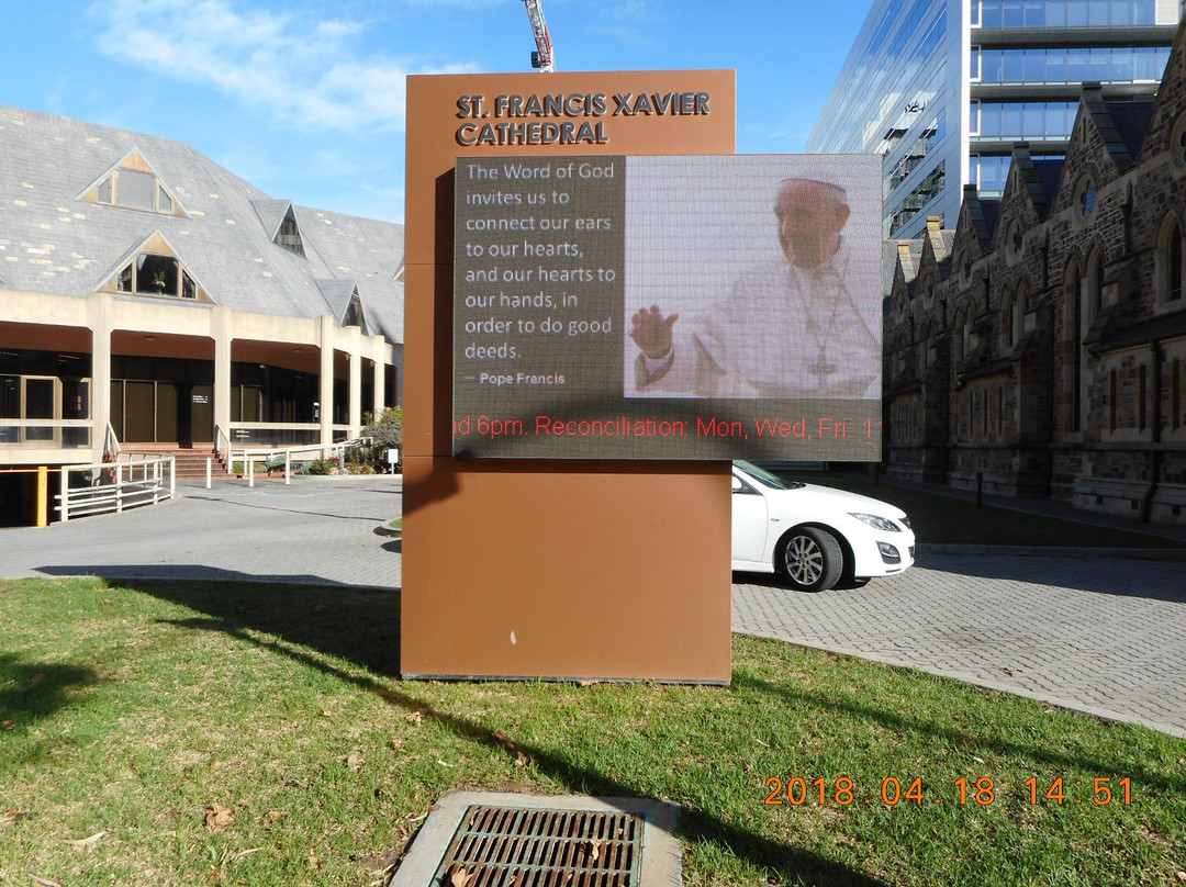 St Francis Xavier Cathedral景点图片