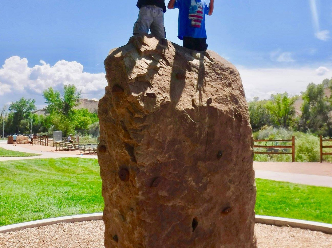 Montrose Water Sports Park景点图片