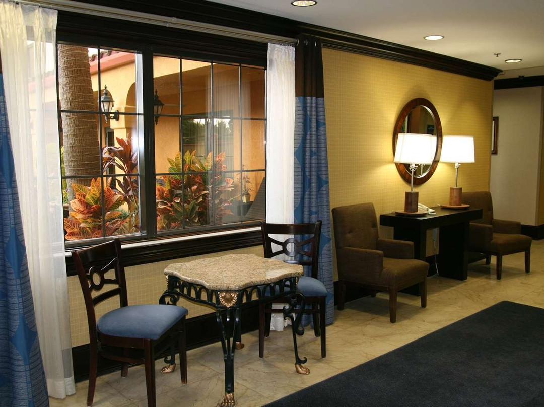 Hampton Inn & Suites St. Augustine-Vilano Beach主图