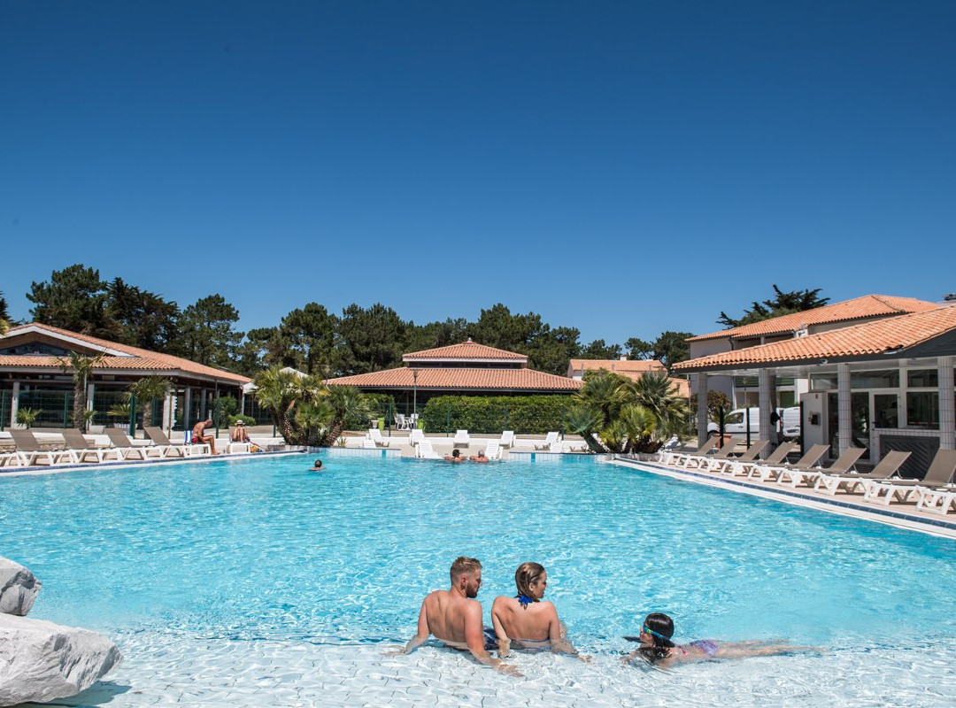 Hôtel Les Grenettes主图