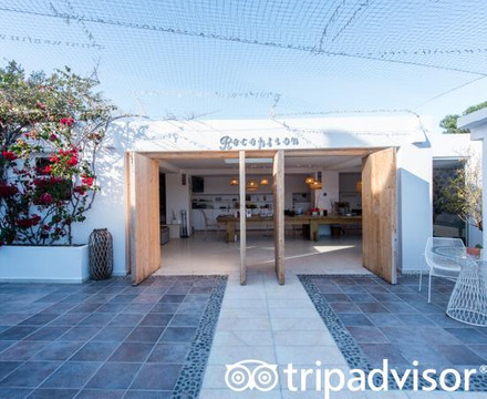 罗卡贝拉圣托里尼水疗酒店主图