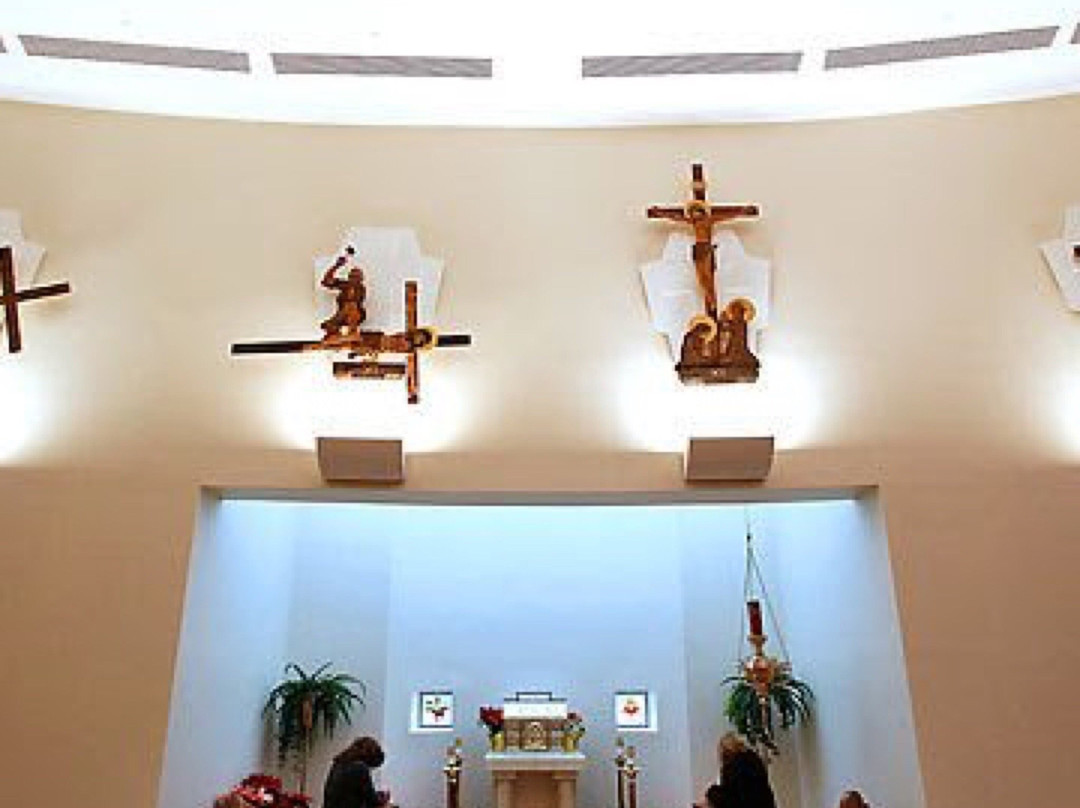 Holy Redeemer By the Sea Catholic Church景点图片