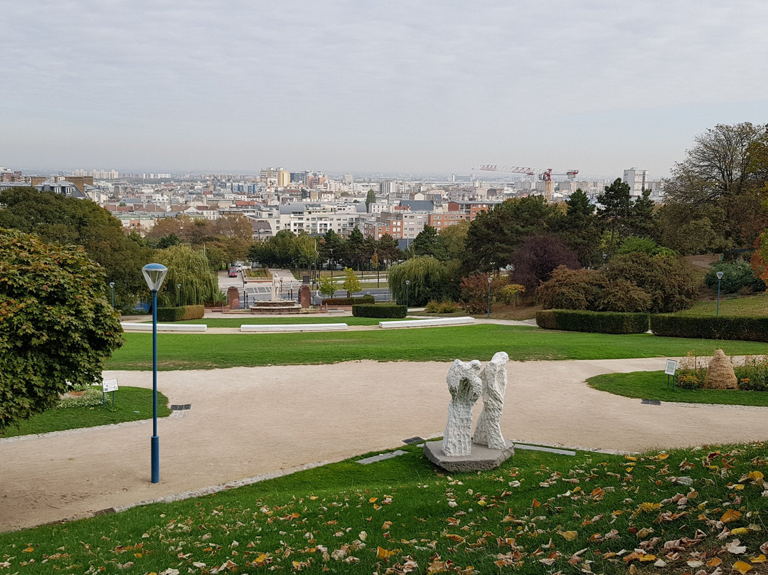 Parc de la Butte-du-Chapeau-Rouge-巴黎必去景点