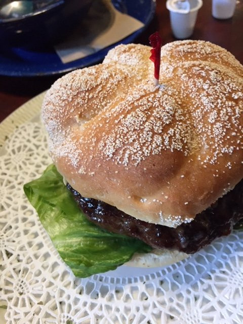 Old Towne Inne Chuckwagon Bar & Grill主图