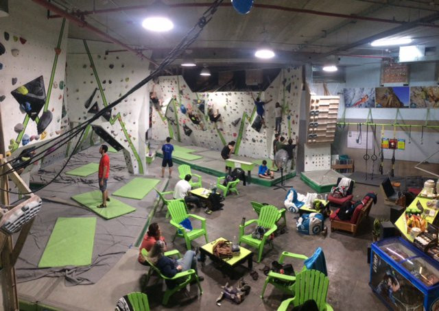 Urban Climbing - Rehovot Bouldering Gym景点图片