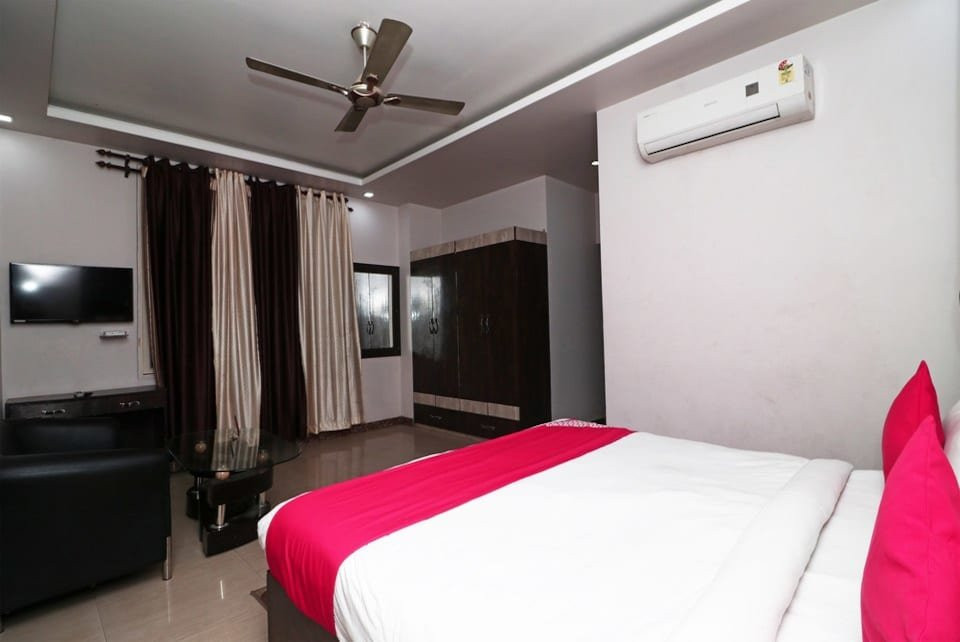 OYO Sheetal Hotel主图