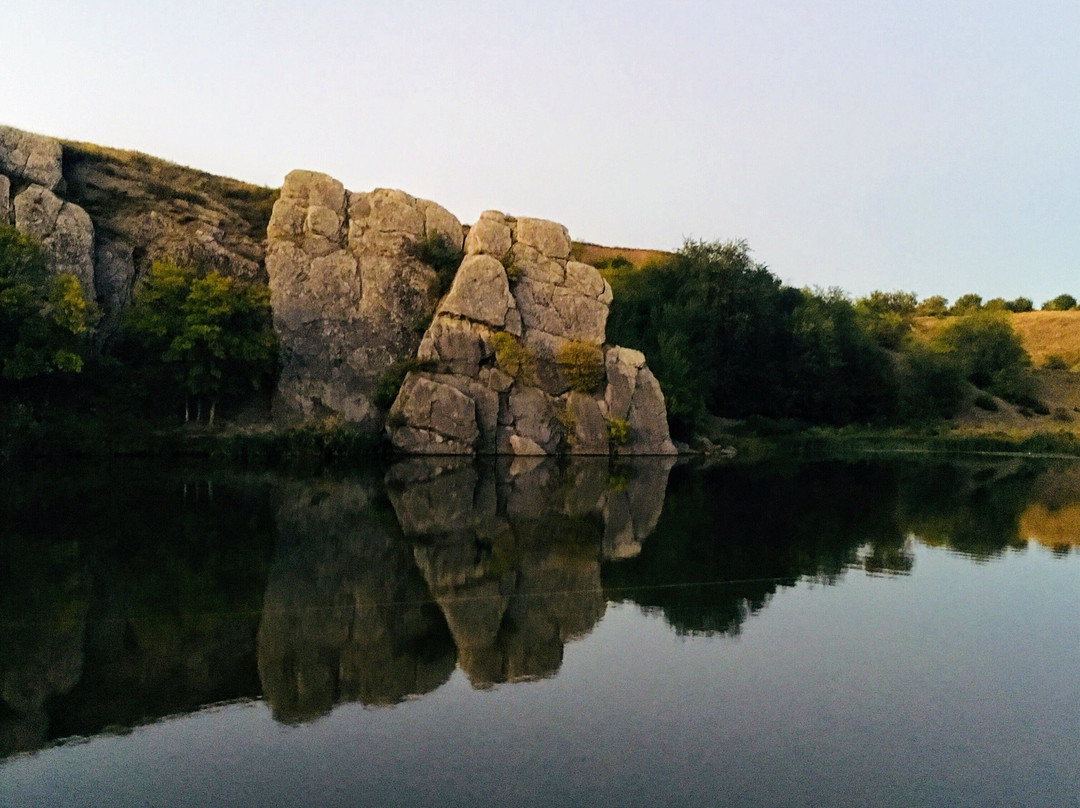 Avilovy  Mountains景点图片