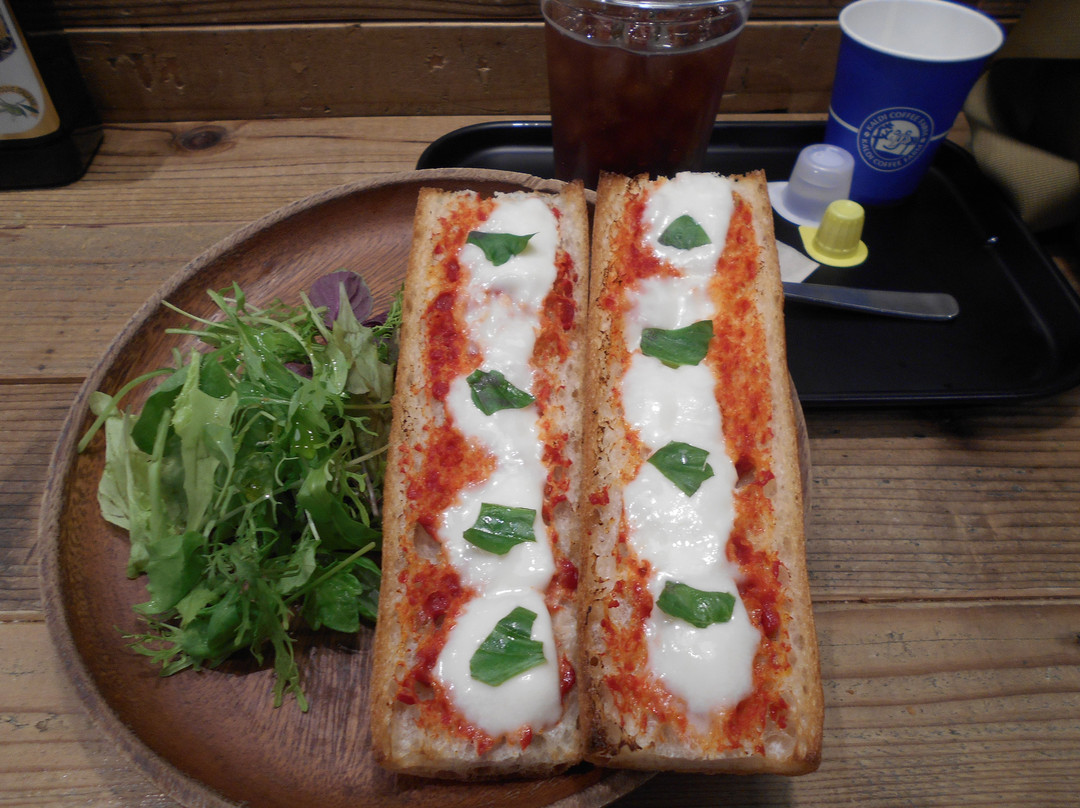 カルディーコーヒーファーム 阪急西宮ガーデンズ店 CAFE&BAR
