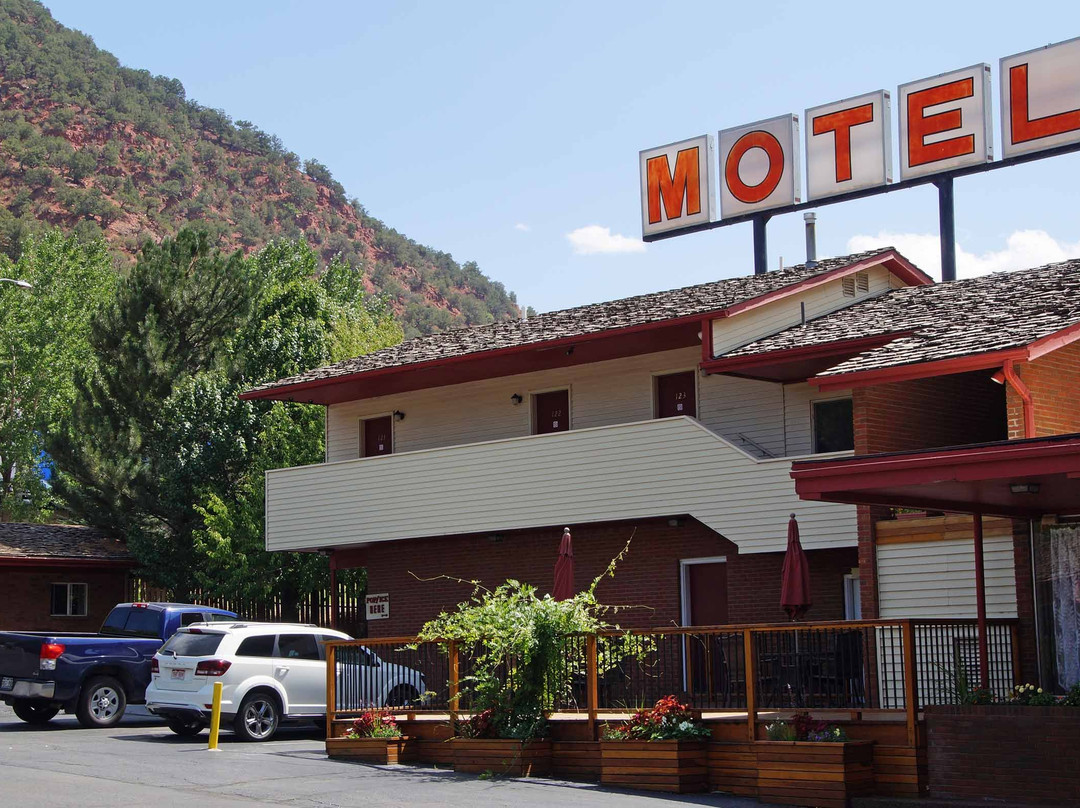 弗兰提尔旅馆主图