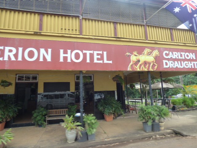 Mena Creek Hotel-浴室