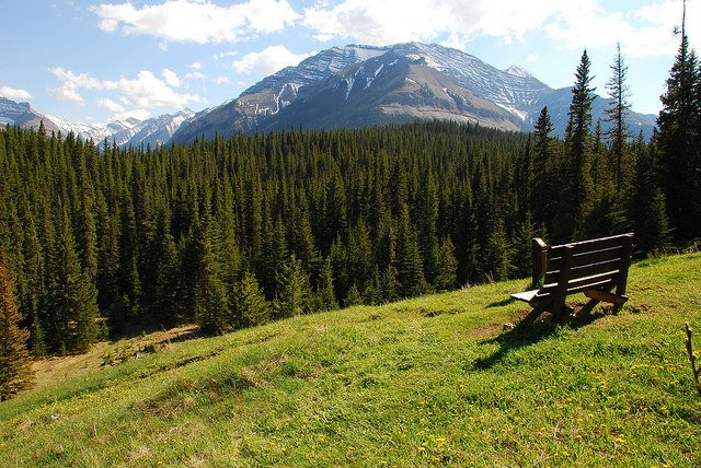 Bluerock Wildland Provincial Park景点图片